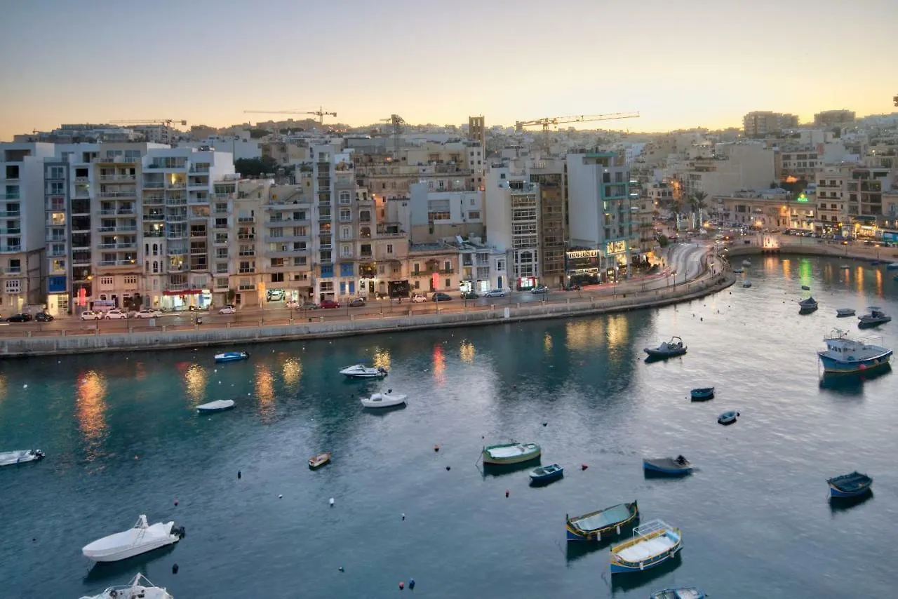 Spinola Court - Stunning Seaview Apartment & Penthouse On Spinola Bay By Shortletsmalta San Julián