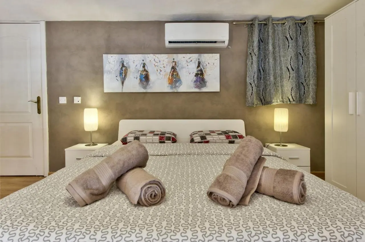 Spinola Court - Stunning Seaview Apartment & Penthouse On Spinola Bay By Shortletsmalta Saint Julian's
